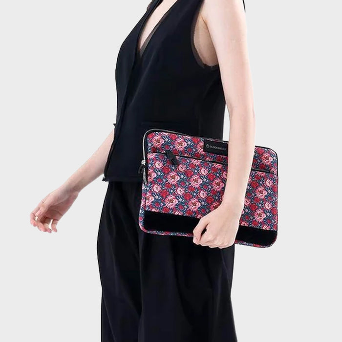 Blossom Lovin'14 inç Laptop / MacBook Kılıf