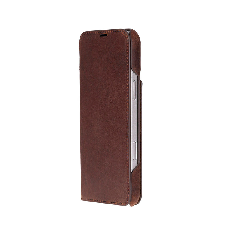 BloomCase Sonat Mahogany Saddle Hakiki Deri iPhone 17(6.3") Folio Kılıfı